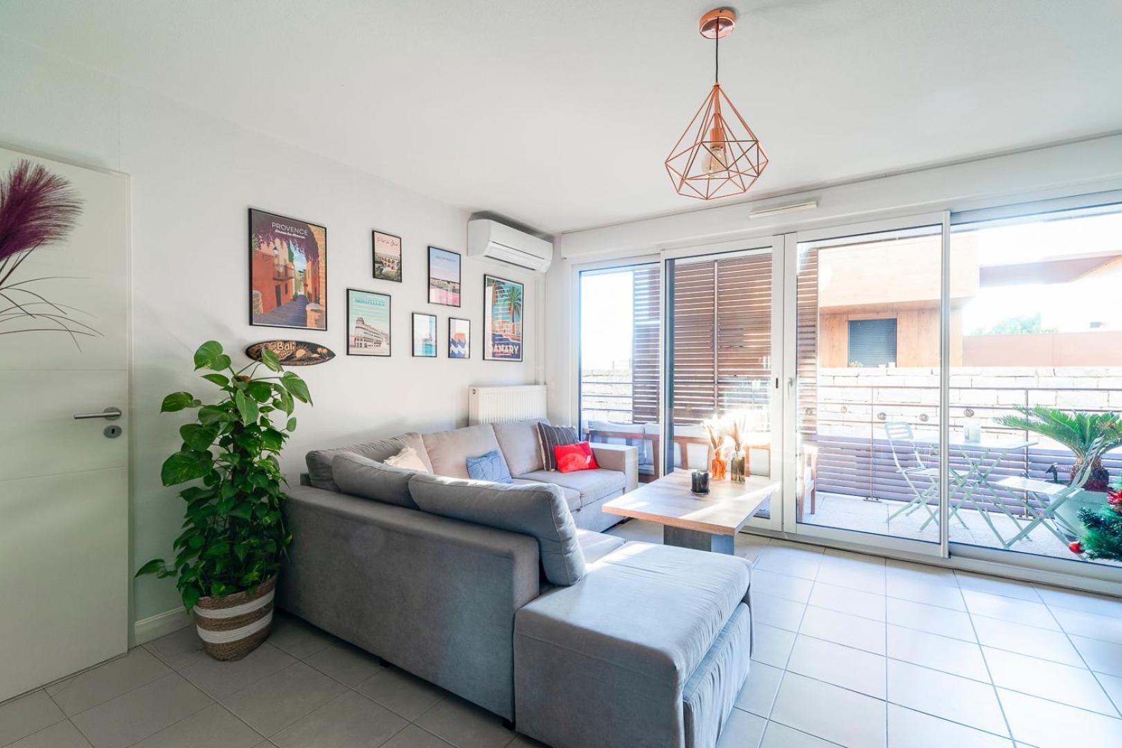 Appartement Charmant Au Porte De Montpellier Saint-Jean-de-Védas Exteriör bild