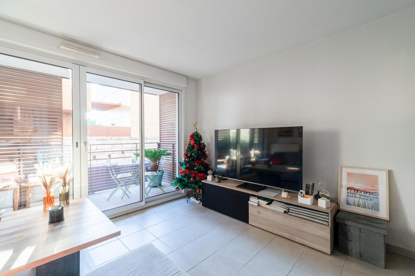 Appartement Charmant Au Porte De Montpellier Saint-Jean-de-Védas Exteriör bild